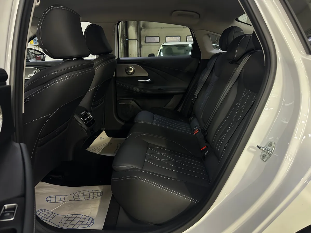 Chery Arrizo 8 1.6 AMT (197 л.с.)