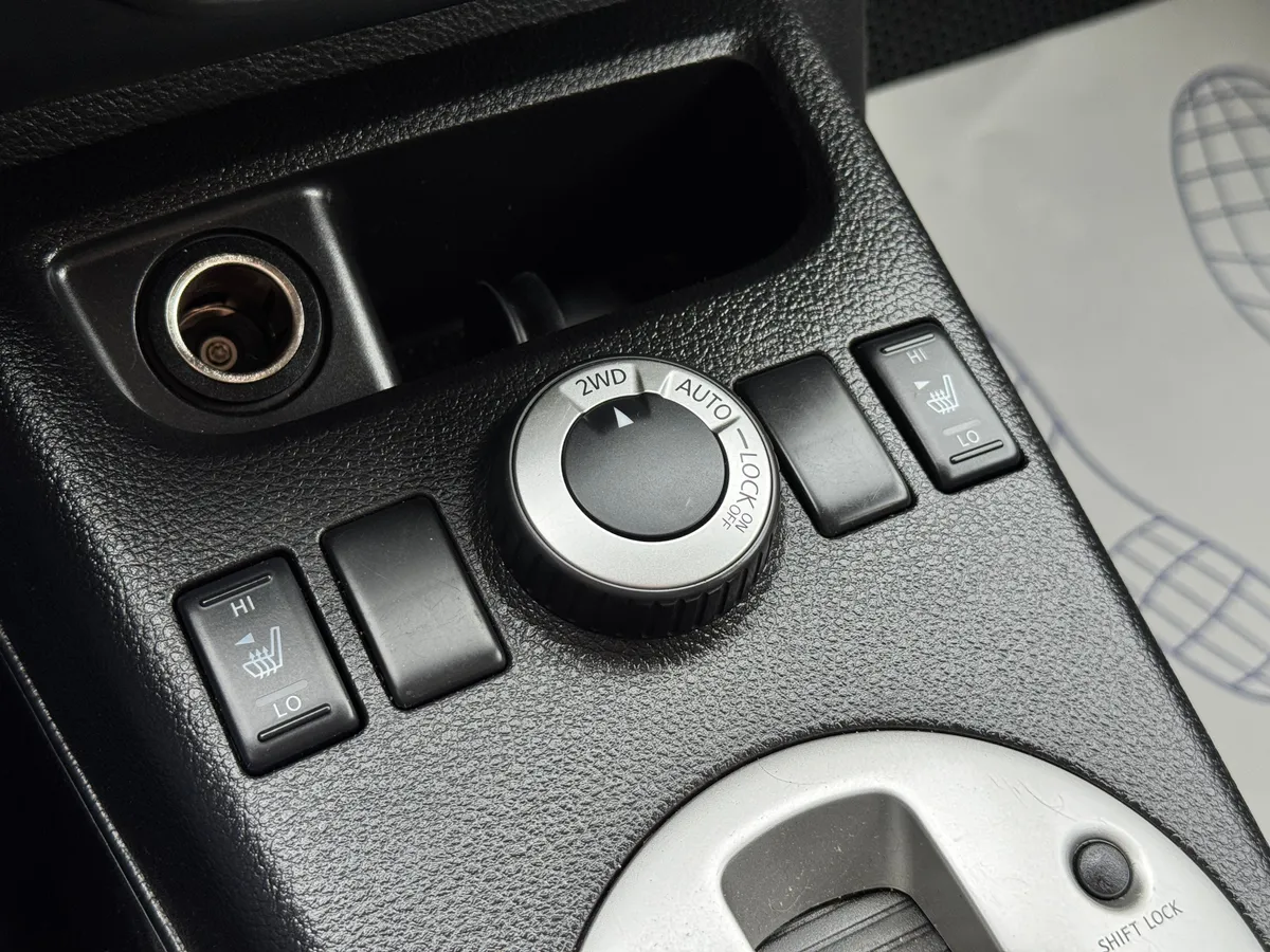 Nissan X-Trail 2.0 CVT AWD (141 л.с.)