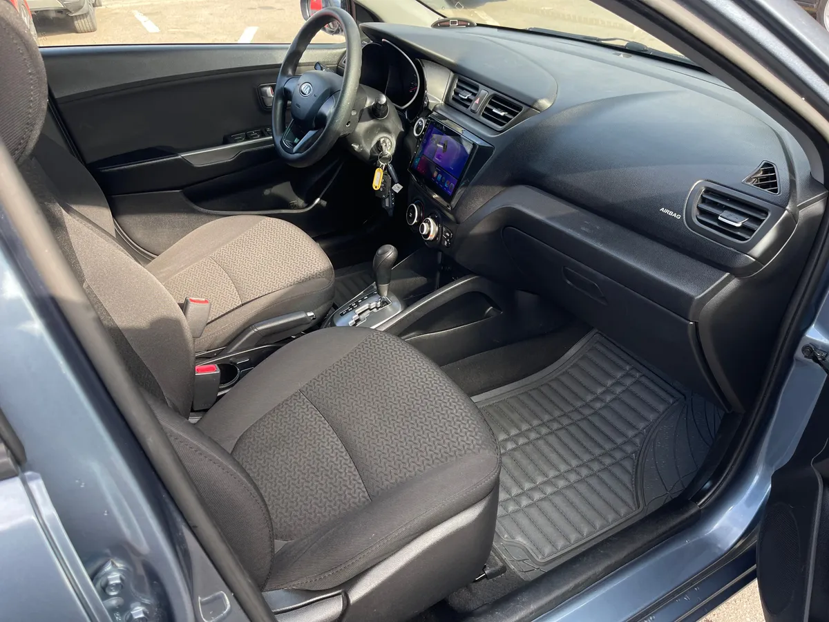 Kia Rio 1.6 AT (123 л.с.), 2013 — фото 6
