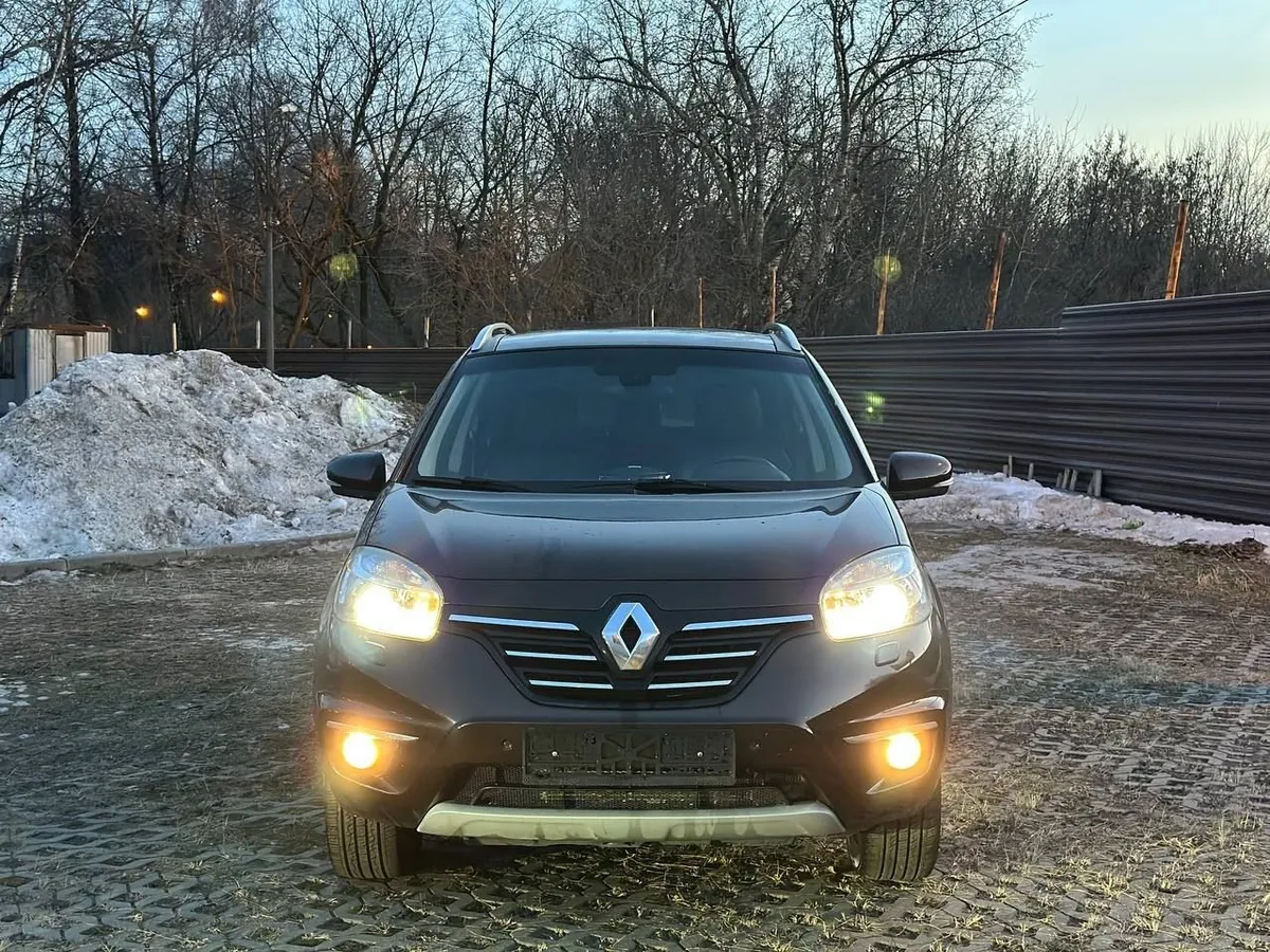 Renault Koleos 2.5 CVT 4x4 (171 л.с.)