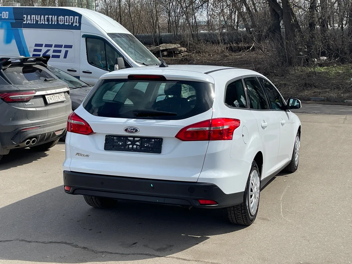 Ford Focus 1.6 Ti-VCT PowerShift (105 л.с.)