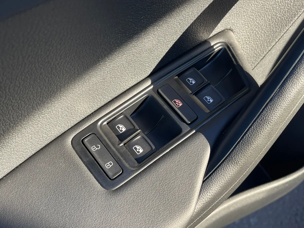 Jetta VA3 1.5 AT (112 л.с.)