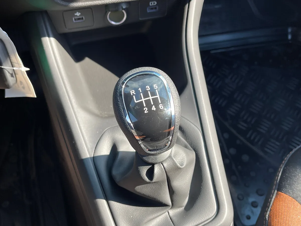ВАЗ (Lada) Iskra 1.6 MT (106 л.с.)