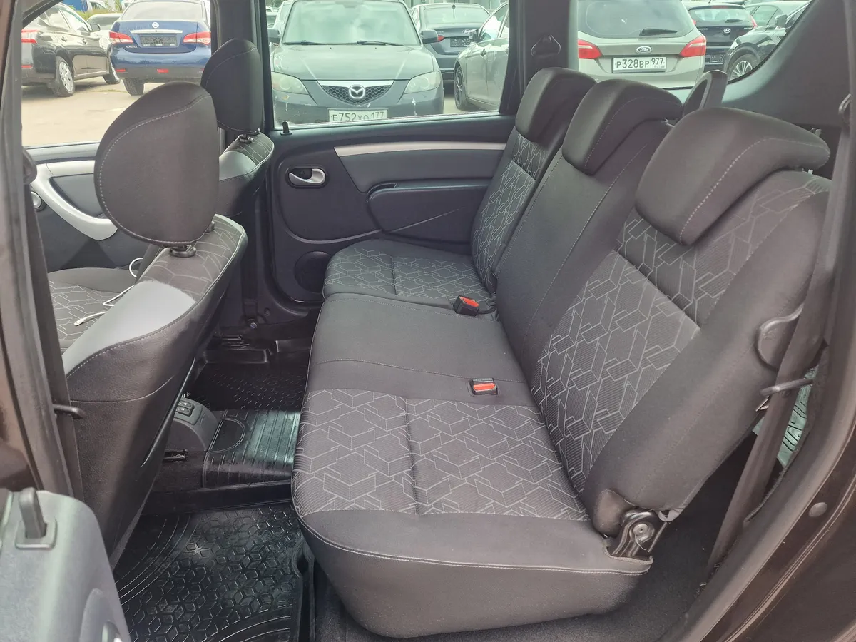 ВАЗ (Lada) Largus 1.6 MT 16 кл (5 мест) (106 л.с.)