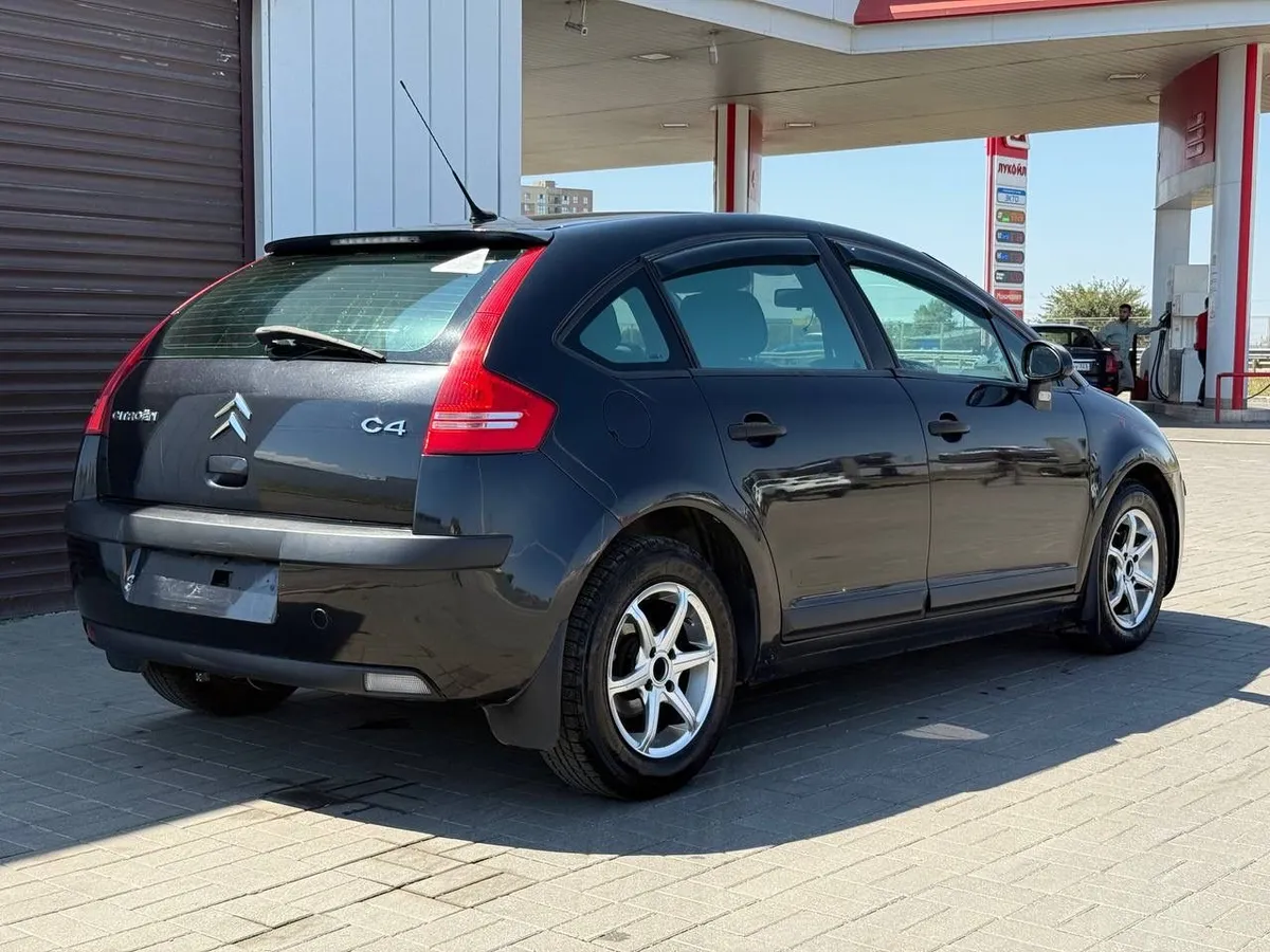 Citroen C4 1.6 MT (109 л.с.)
