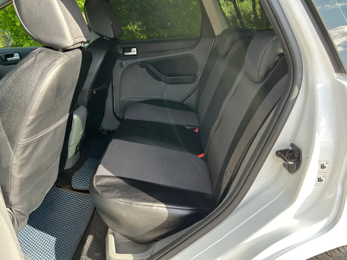 Ford Focus 2.0 AT (145 л.с.)