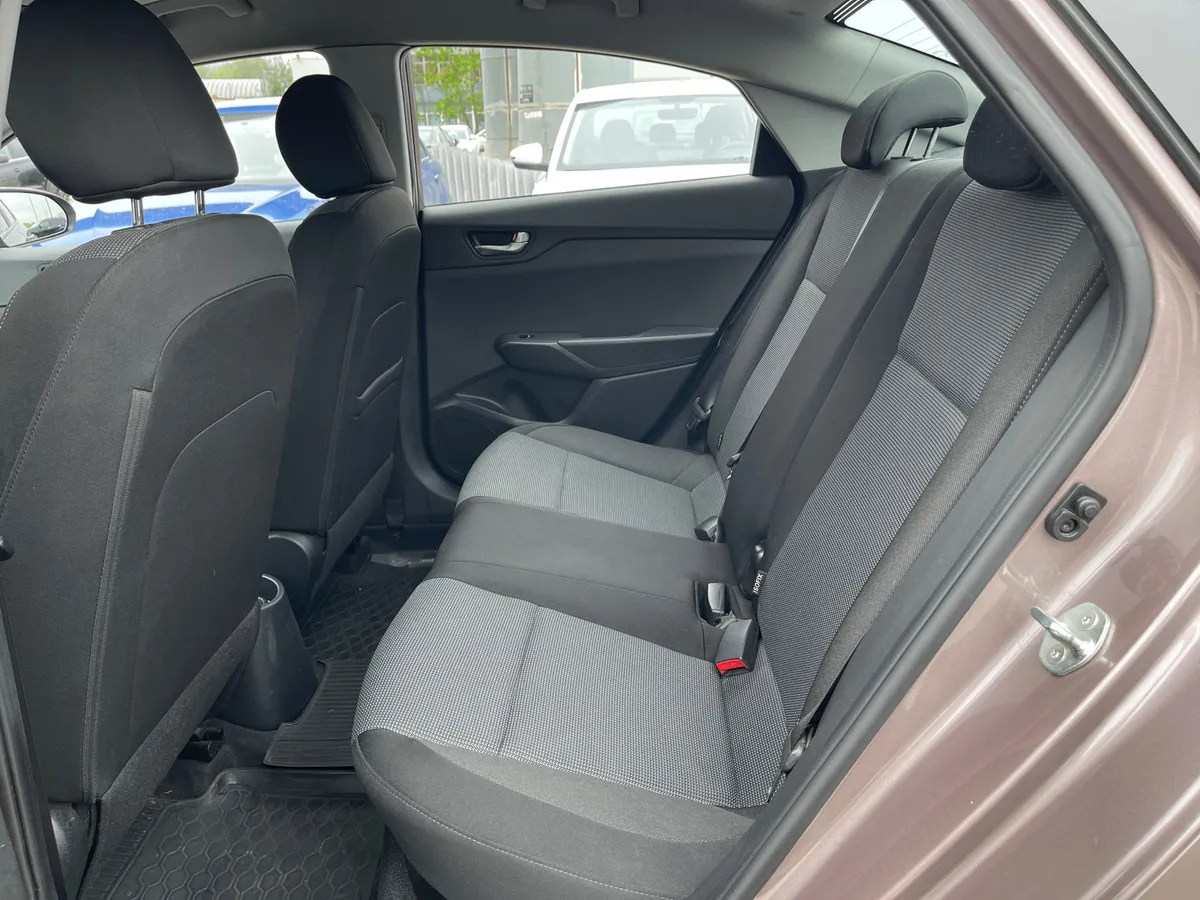 Hyundai Solaris 1.6 AT (123 л.с.)