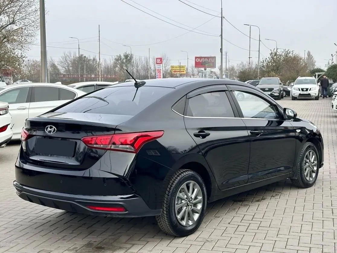 Hyundai Solaris 1.6 AT (123 л.с.)