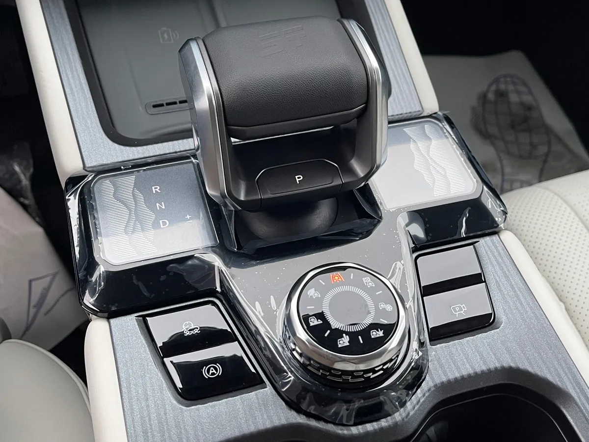 Jetour T1 2.0 AT (245л.с.)