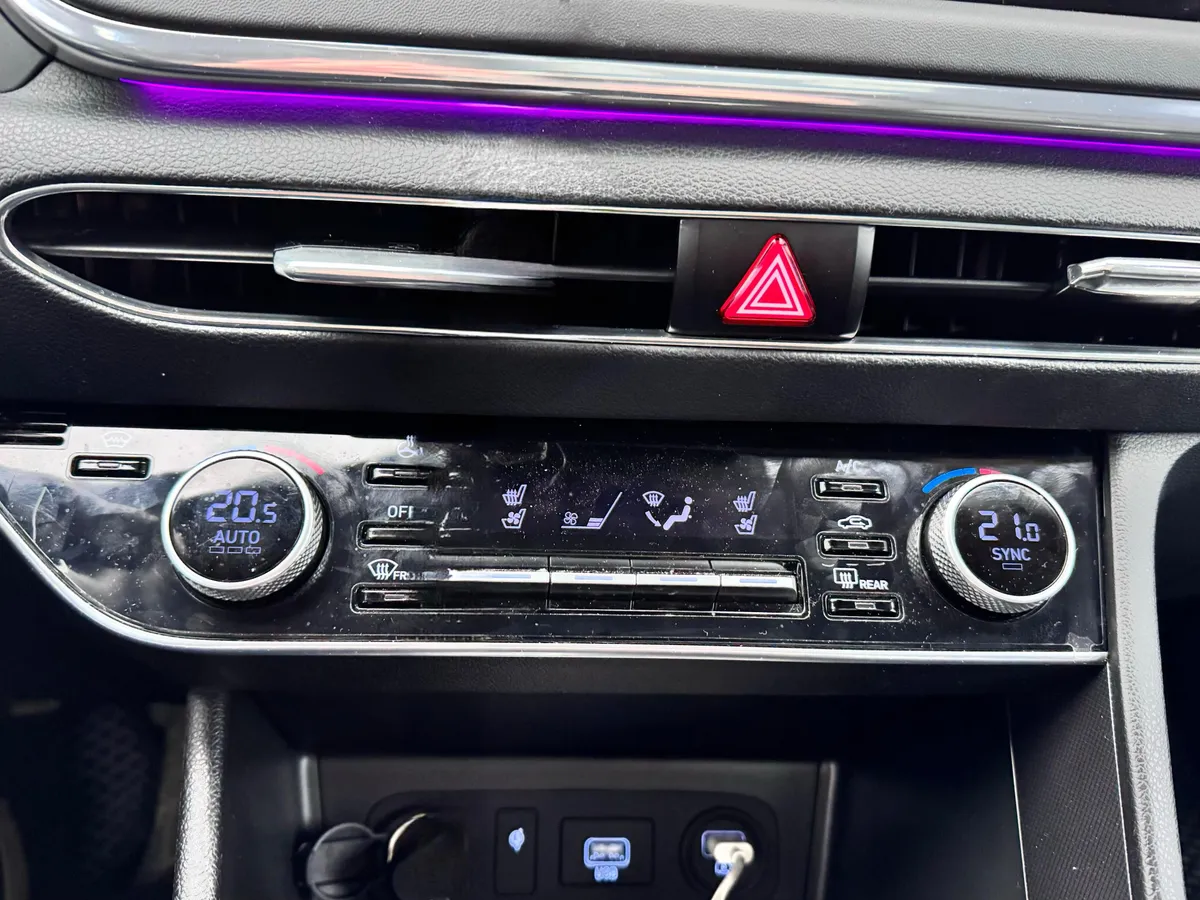 Hyundai Sonata 2.5 (180 л.с.) бензин, АКПП, передний привод