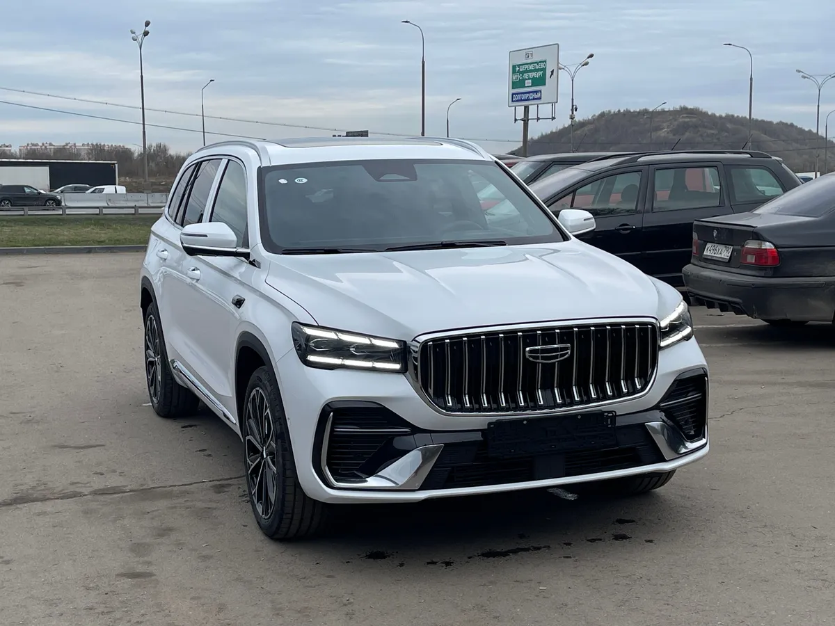 картинка Geely Monjaro 2.0 AT AWD (265л.с.) от galaxy-auto