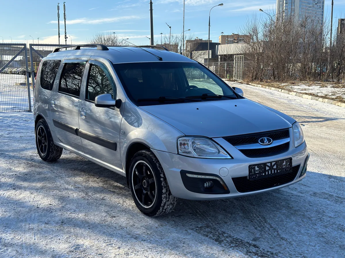 картинка ВАЗ (Lada) Largus 1.6 MT 16 кл (5 мест) (106 л.с.) от galaxy-auto