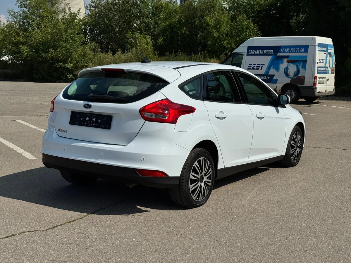 Ford Focus 1.6 Ti-VCT PowerShift (105 л.с.)