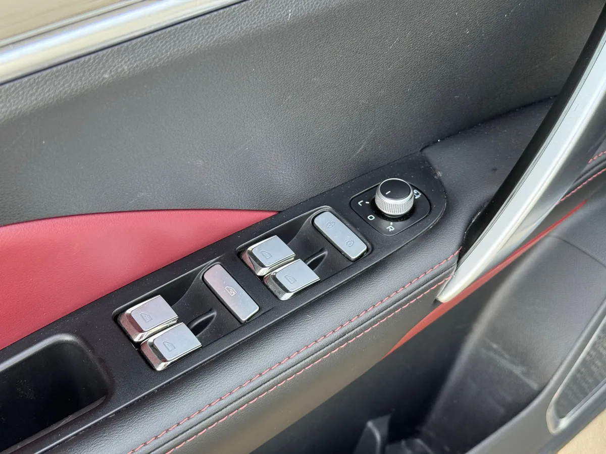 Geely Coolray 1.5 AMT (150 л.с.)