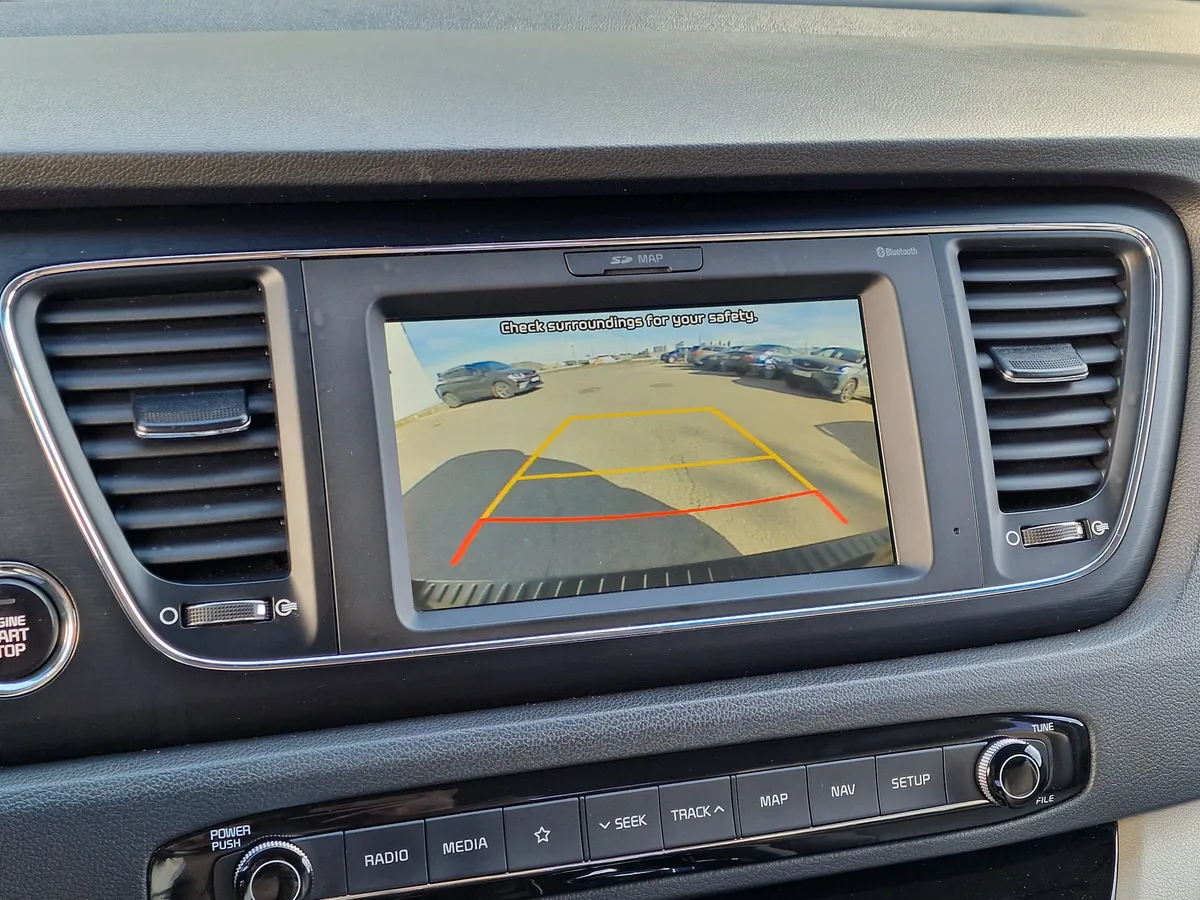 Kia Carnival 2.2 AT (202 л.с.)