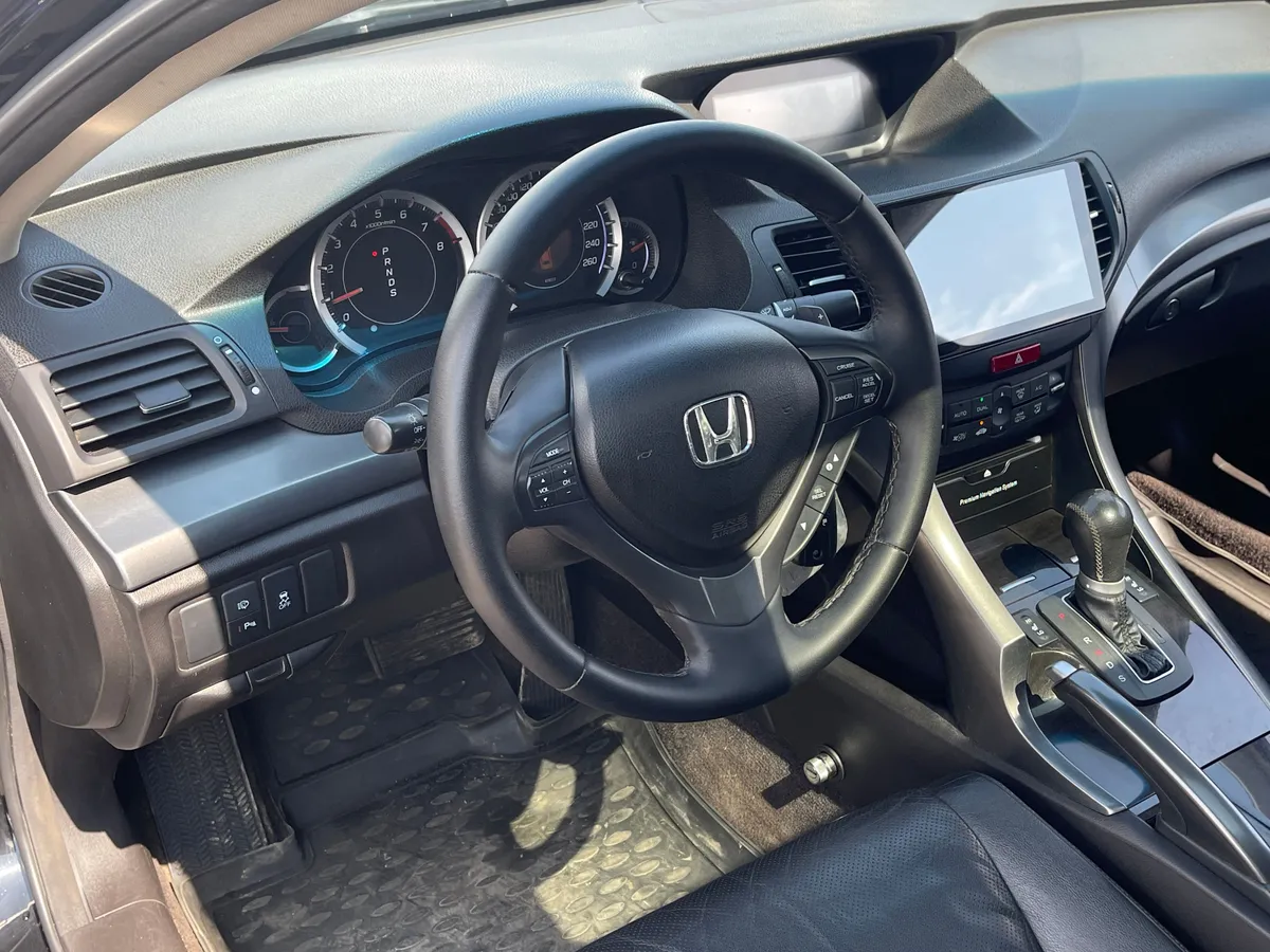Honda Accord 2.4 AT (200 л.с.), 2011 — фото 5