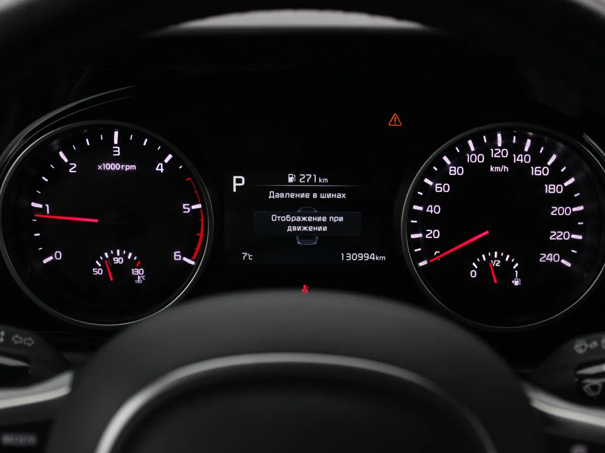 Kia Carnival 2.2 AT (199 л.с.)