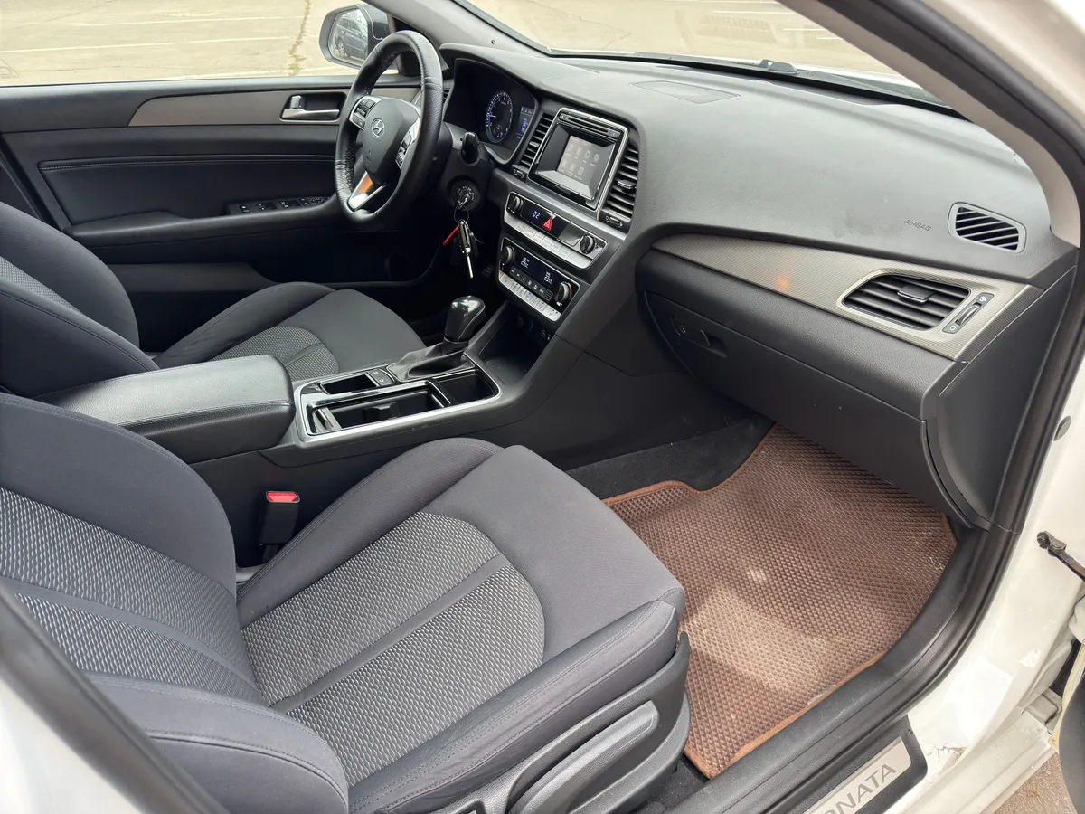 Hyundai Sonata 2.0 AT (150 л.с.)