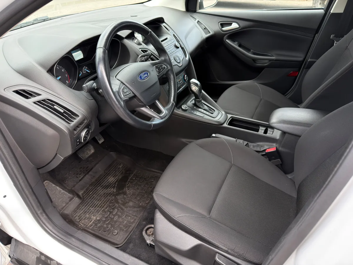 Ford Focus 1.6 Ti-VCT PowerShift (105 л.с.)