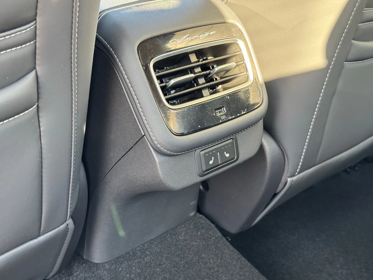 Chery Arrizo 8 1.6 AMT (197 л.с.)