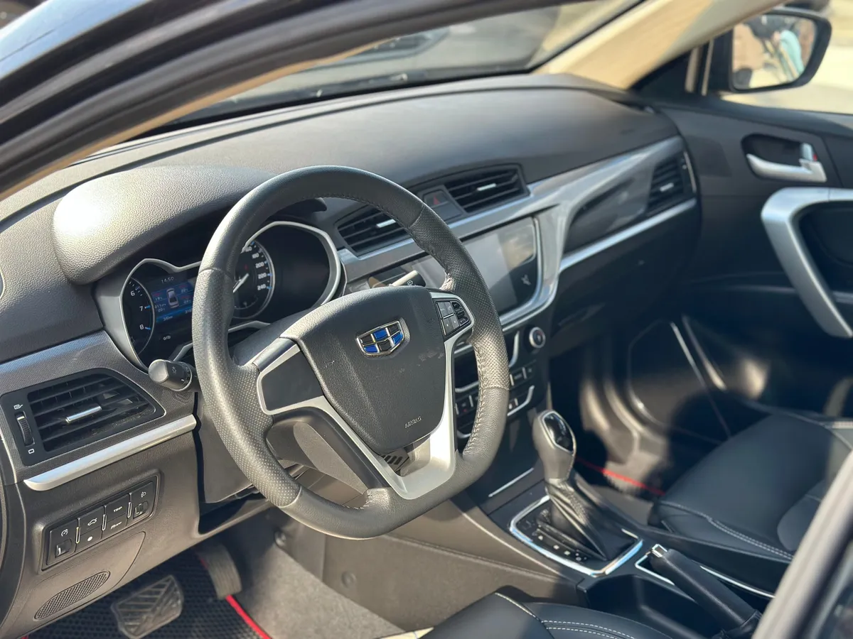 Geely Emgrand 7 1.8 CVT (129 л.с.)