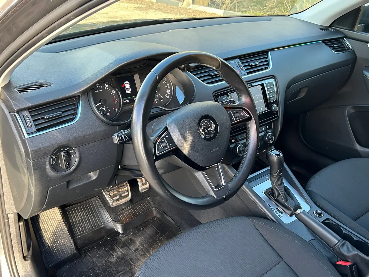 Skoda Octavia 1.6 AT (110 л.с.)