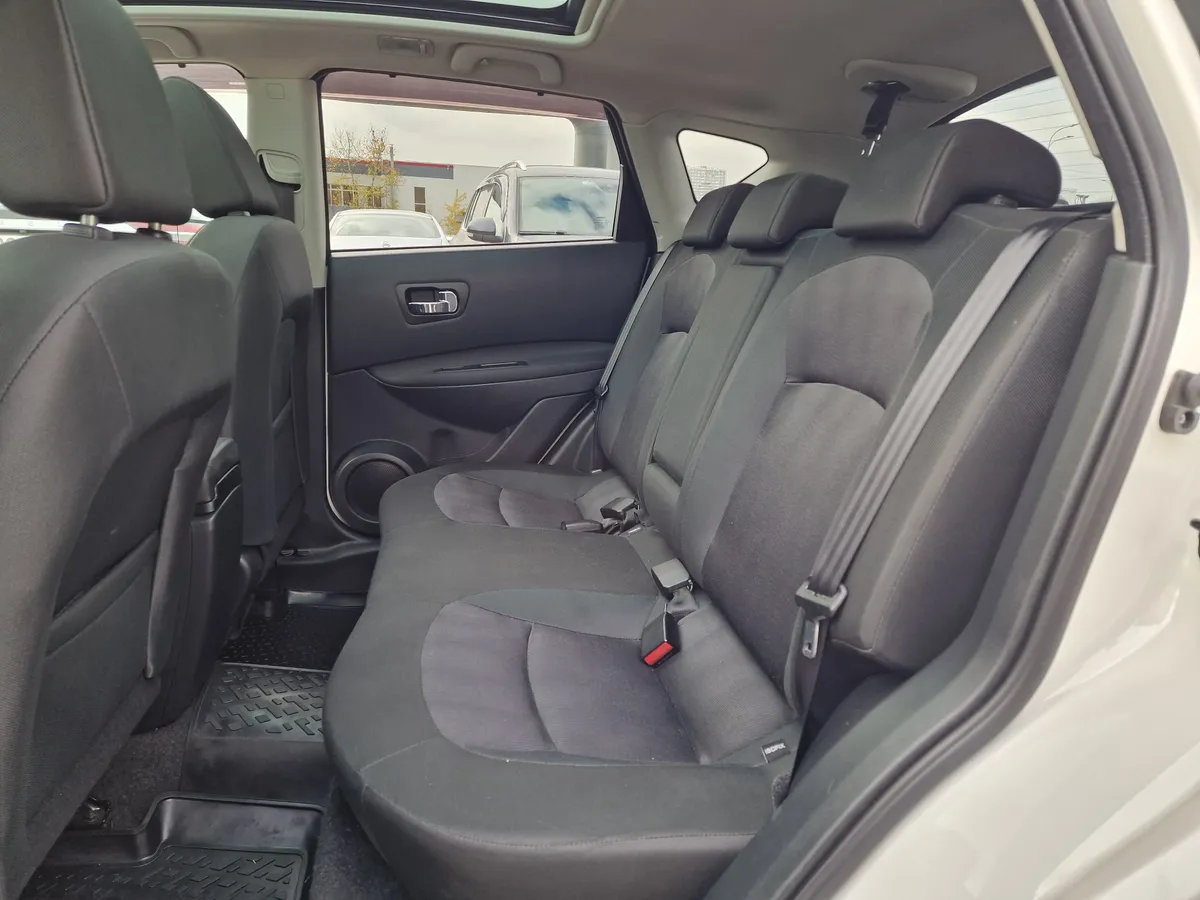 Nissan Qashqai 2.0 CVT AWD (141 л.с.)