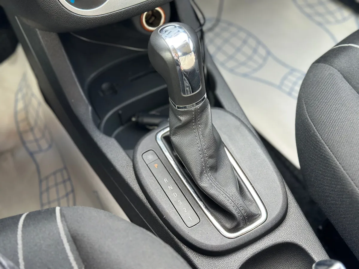 Opel Corsa 1.4 AT (100 л.с.)