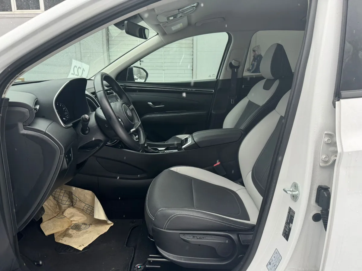 Hyundai Tucson 2.0 AT 4WD (186 л.с.)