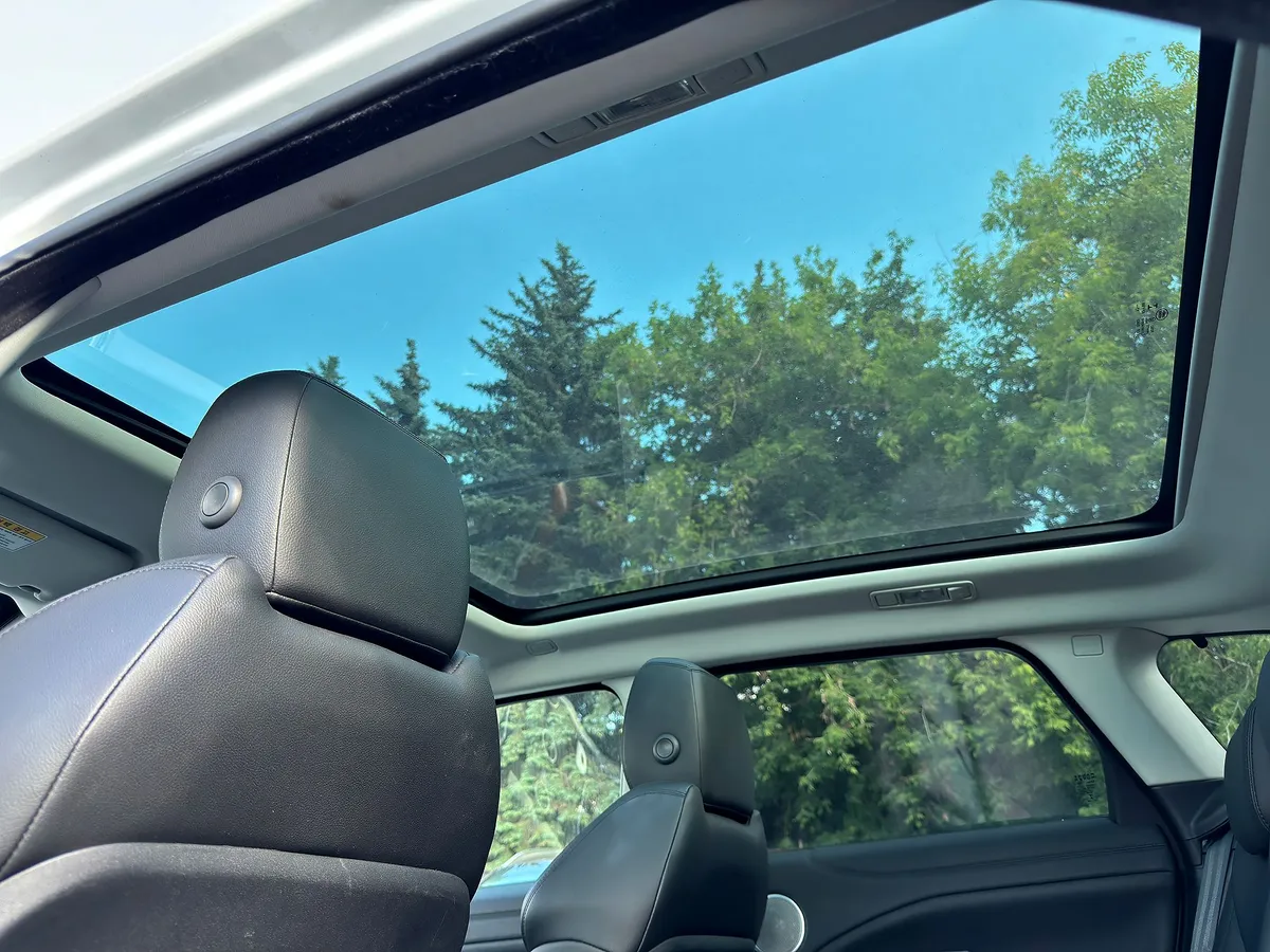 Land Rover Range Rover Evoque 2.2 TD AT AWD (190 л.с.)