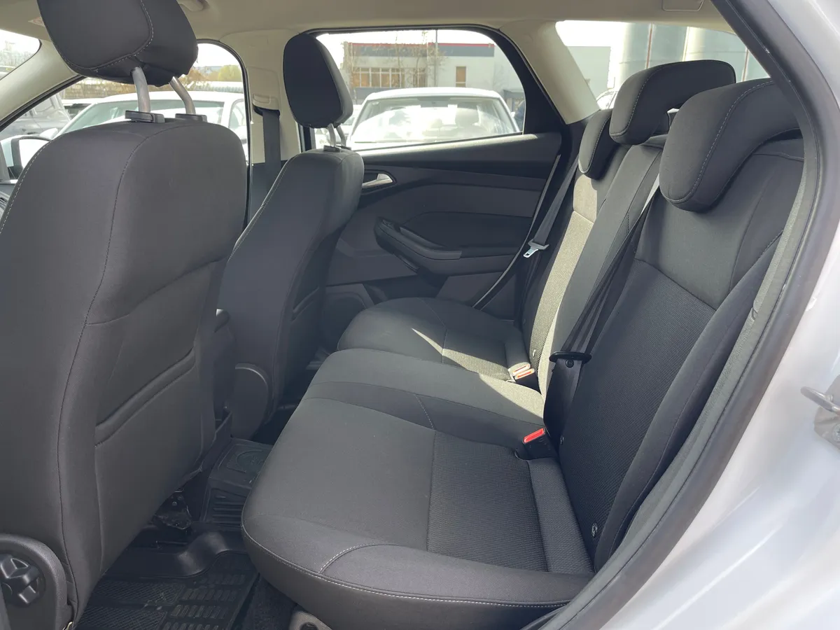 Ford Focus 1.6 Ti-VCT PowerShift (105 л.с.)
