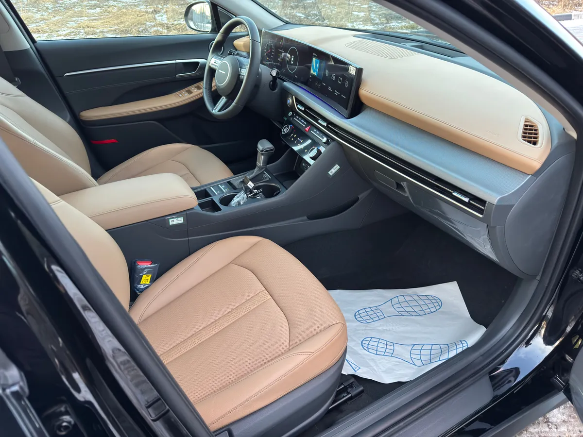 Hyundai Sonata 2.5 AT (191 л.с.)