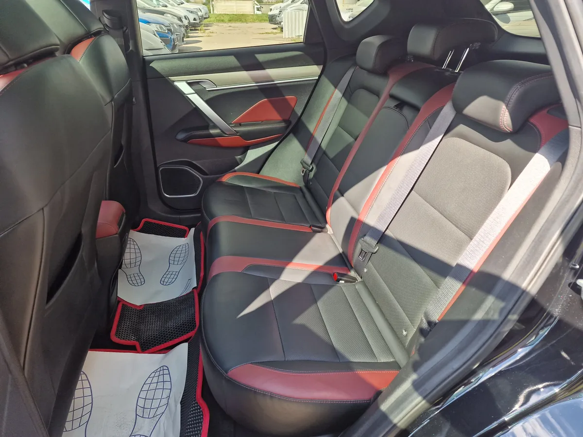 Geely Coolray 1.5 AMT (150 л.с.)