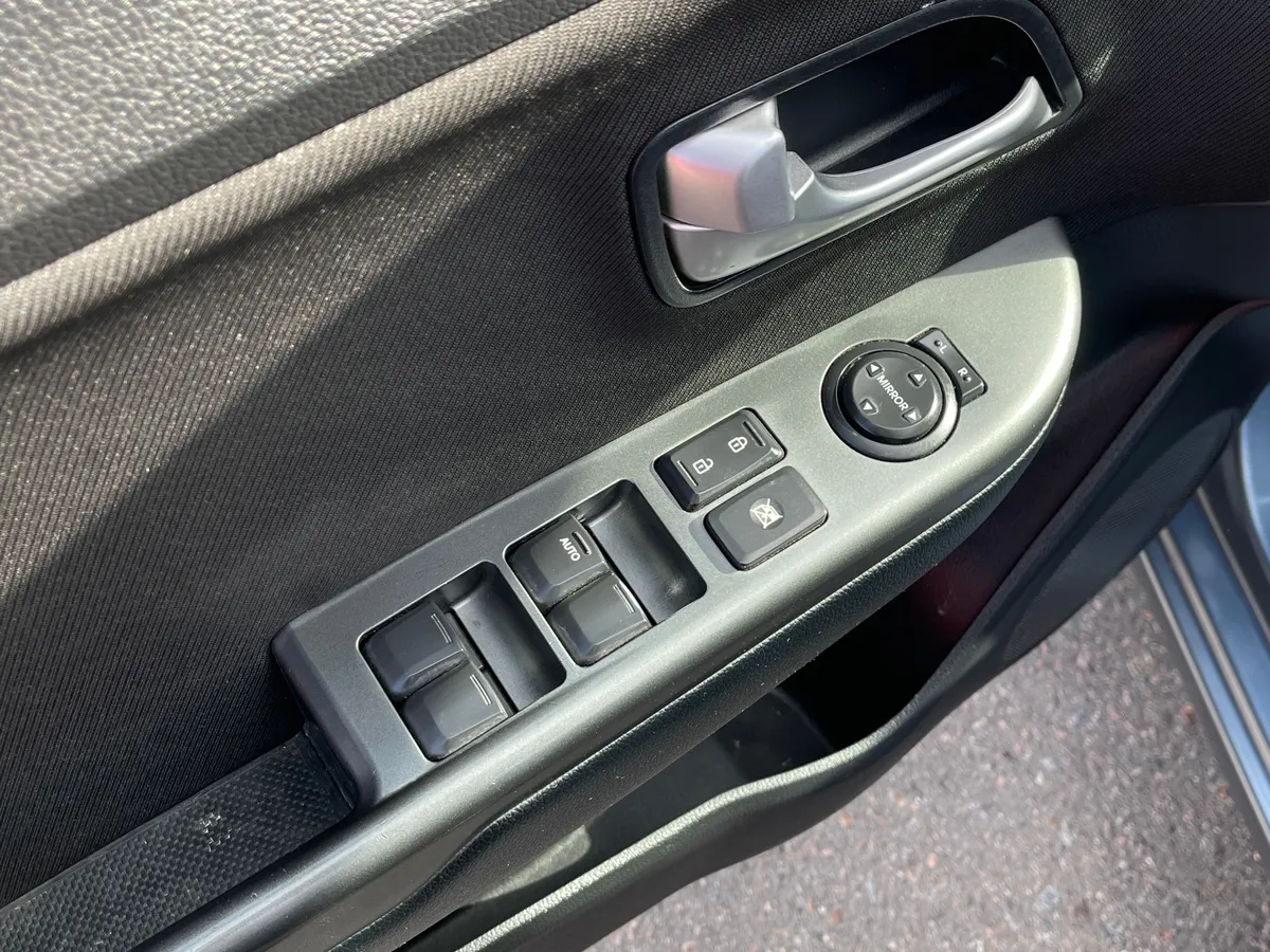 Kia Rio 1.6 AT (123 л.с.), 2013 — фото 12