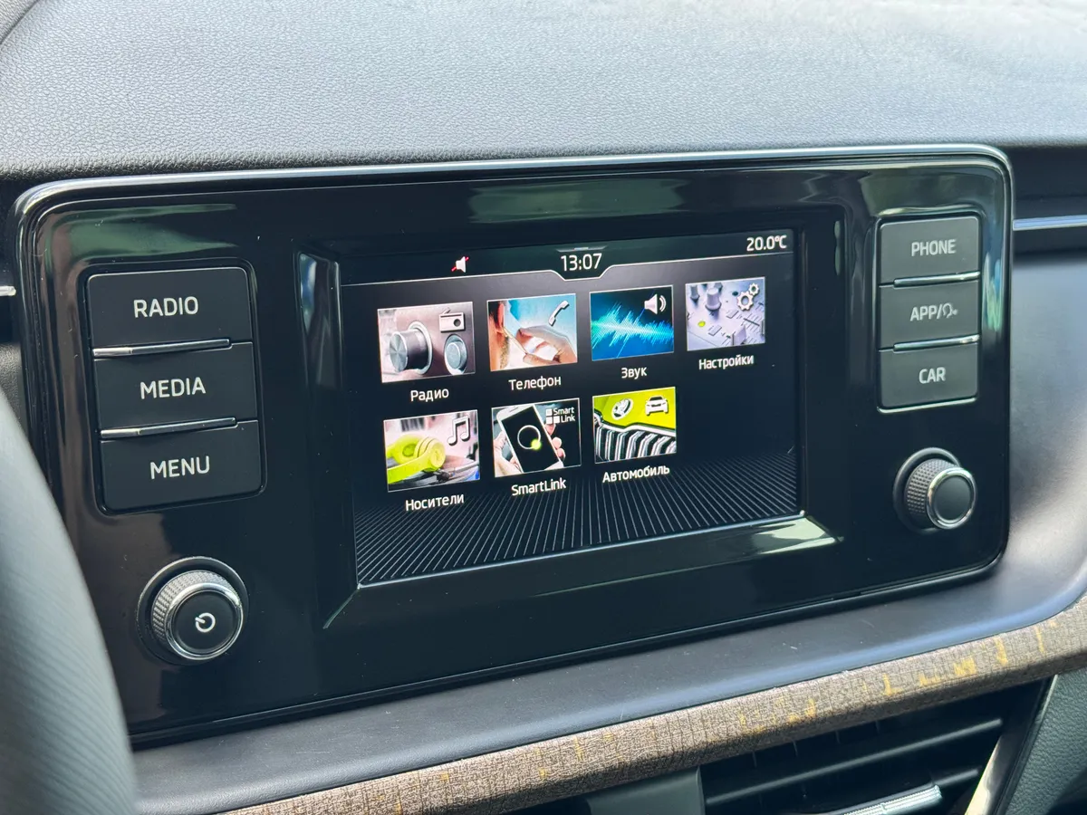 Skoda Rapid 1.6 MT (90 л.с.)