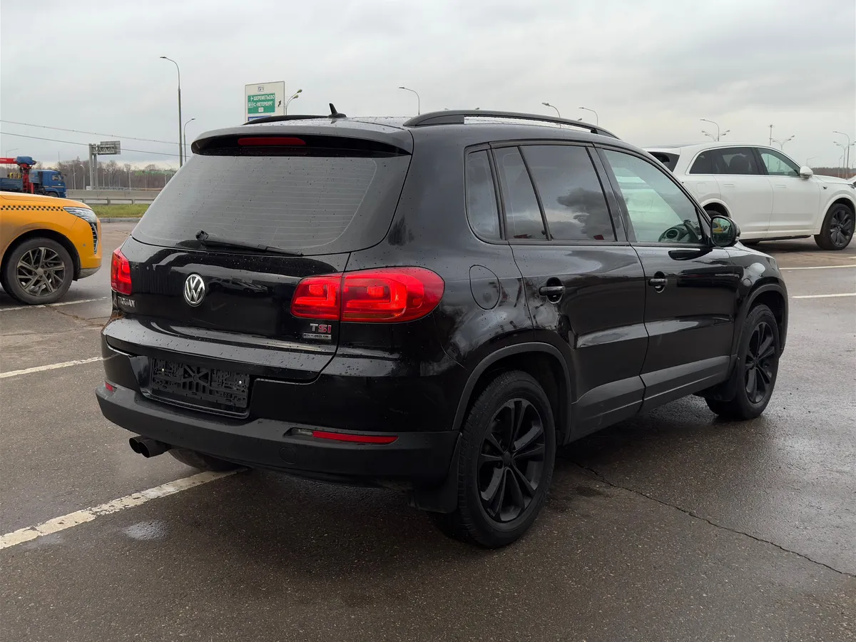 Volkswagen Tiguan 1.4 TSI BlueMotion DSG (150 л.с.)