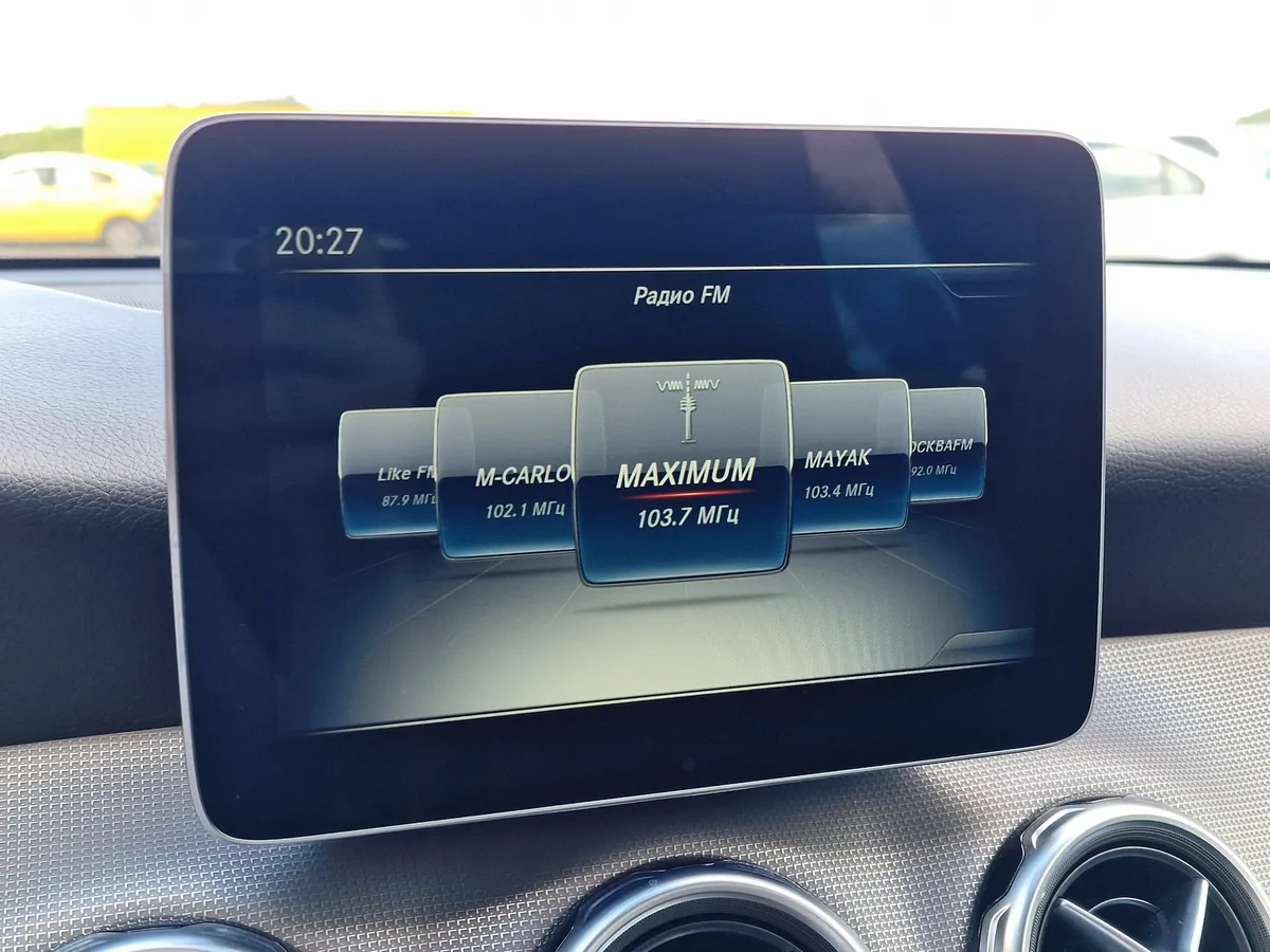 Mercedes-Benz GLA-Класс 250 7G-DCT 4MATIC (211 л.с.)