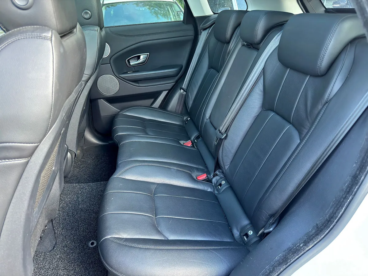 Land Rover Range Rover Evoque 2.2 TD AT AWD (190 л.с.)