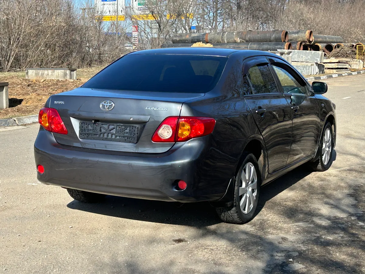 Toyota Corolla 1.6 MT (124 л.с.)