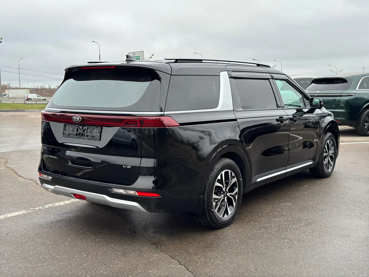 Kia Carnival 3.5 AT (249 л.с.)