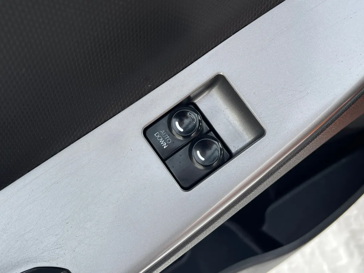 Hyundai Solaris 1.4 MT (107 л.с.)