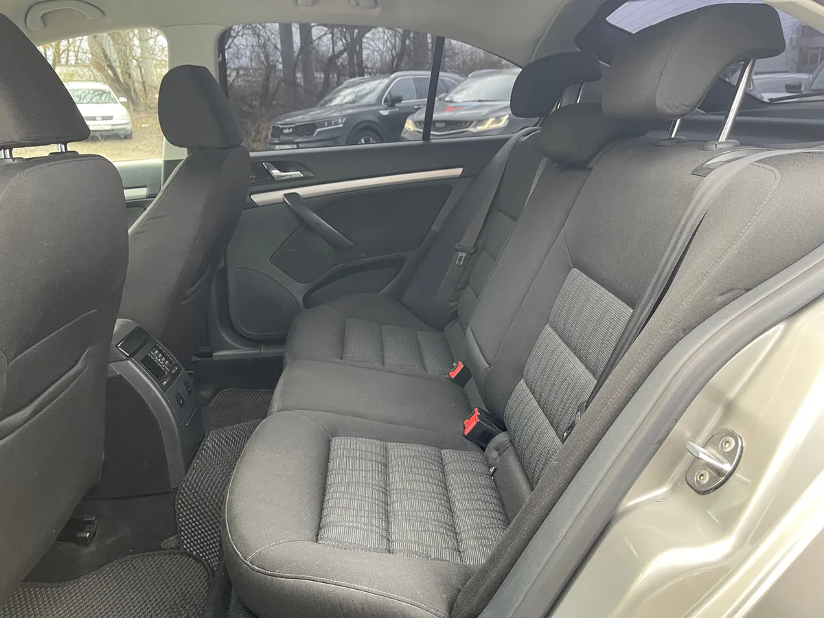 Skoda Octavia 1.8 AT (152 л.с.)