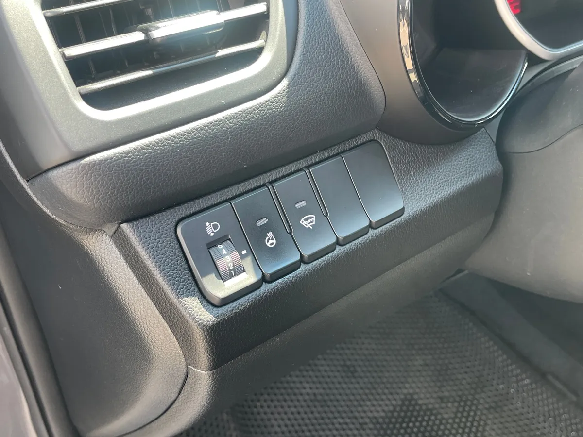 Kia Rio 1.4 AT (107 л.с.), 2015 — фото 12