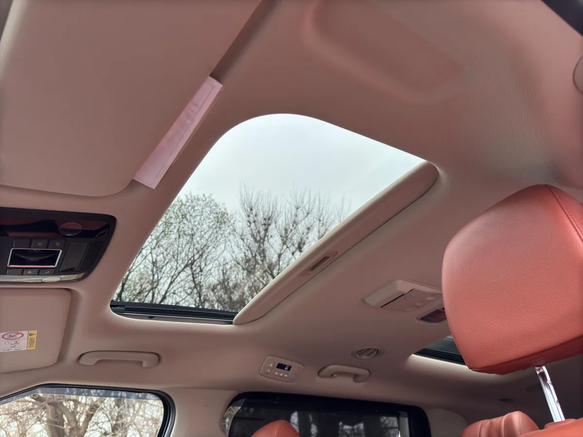 Kia Carnival 3.5 AT (249 л.с.)