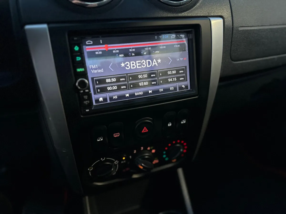 Nissan Almera 1.6 MT (102 л.с.)