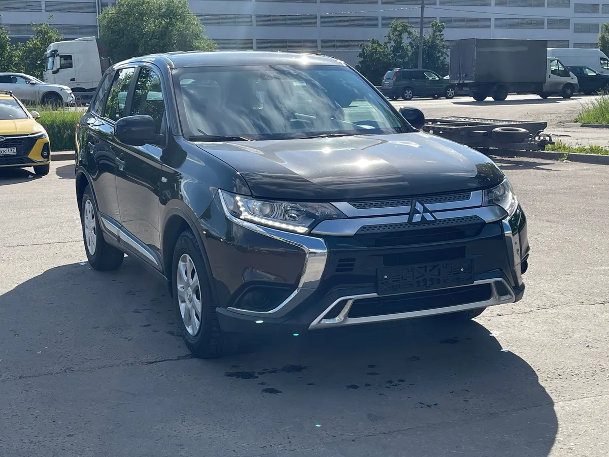 картинка Mitsubishi Outlander 2.0 CVT (146 л.с.) от galaxy-auto