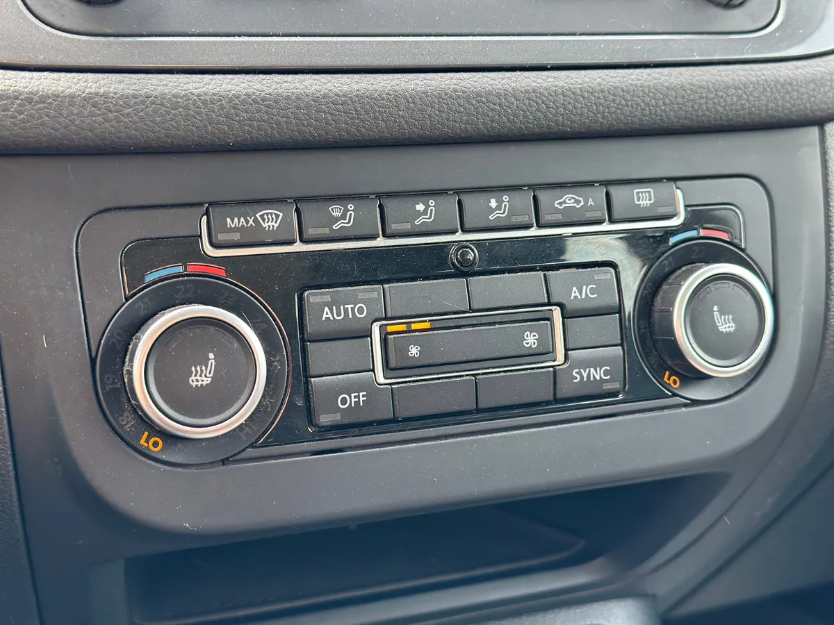 Volkswagen Tiguan 1.4 TSI BlueMotion DSG (150 л.с.)