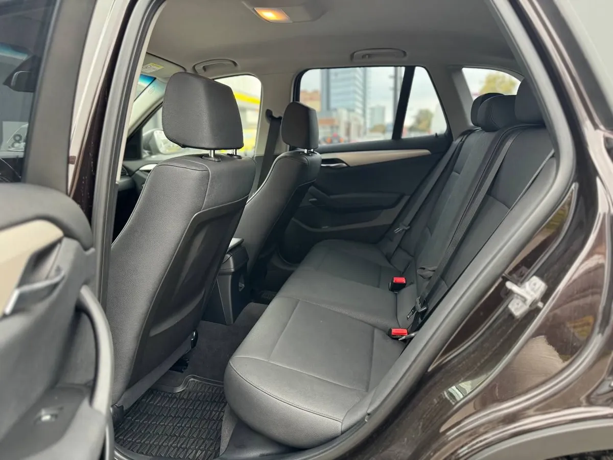 BMW X1 xDrive20i AT (184 л.с.)
