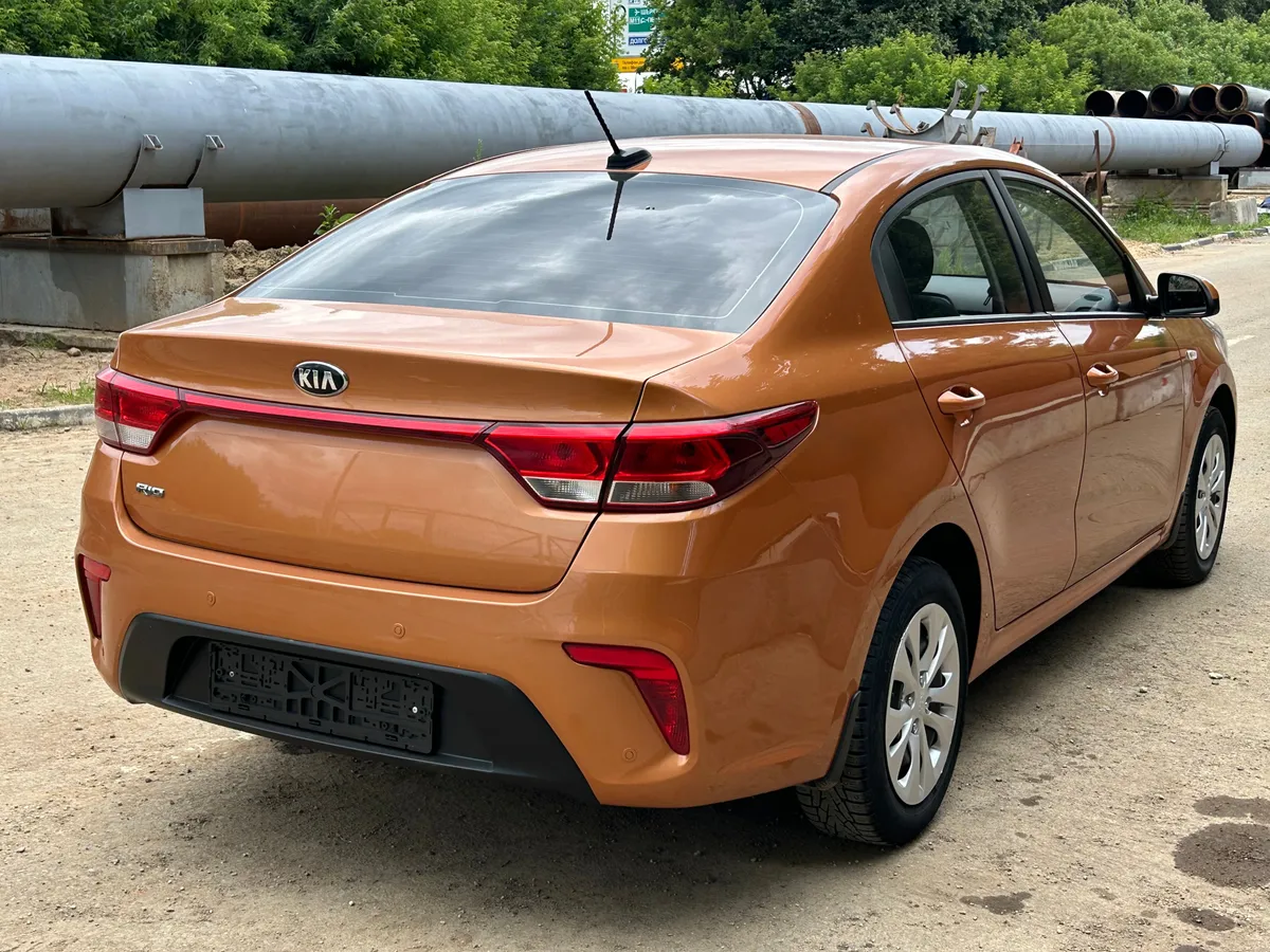 Kia Rio 1.6 AT (123 л.с.)