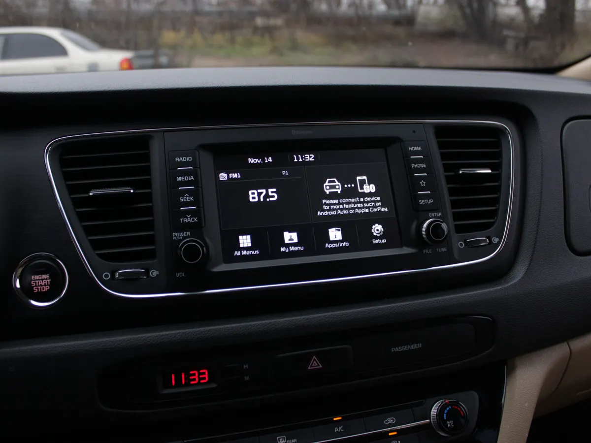 Kia Carnival 2.2 AT (202 л.с.)